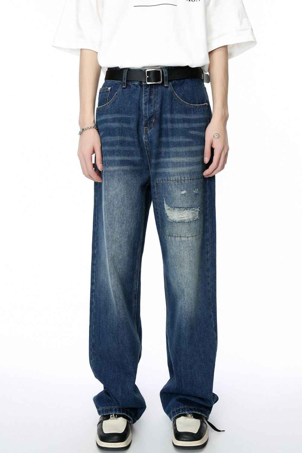 Men's Distressed Applique Straight Jeans - Damned Threads